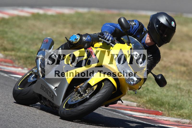 Archiv-2022/50 09.08.2022 MSS und TÖFF Track Day ADR/Gruppe blau/90